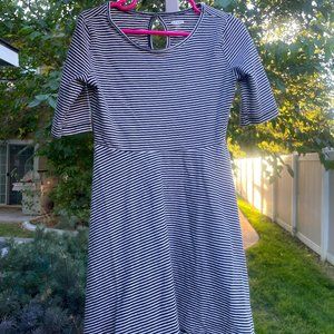 OLD NAVY Striped, 3/4 sleeve, girls sz 6/7 dress